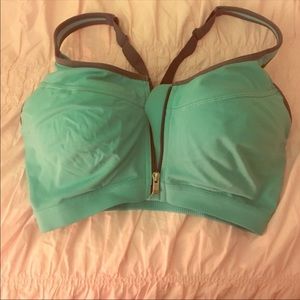 Victoria’s Secret “Knockout” sports bra
